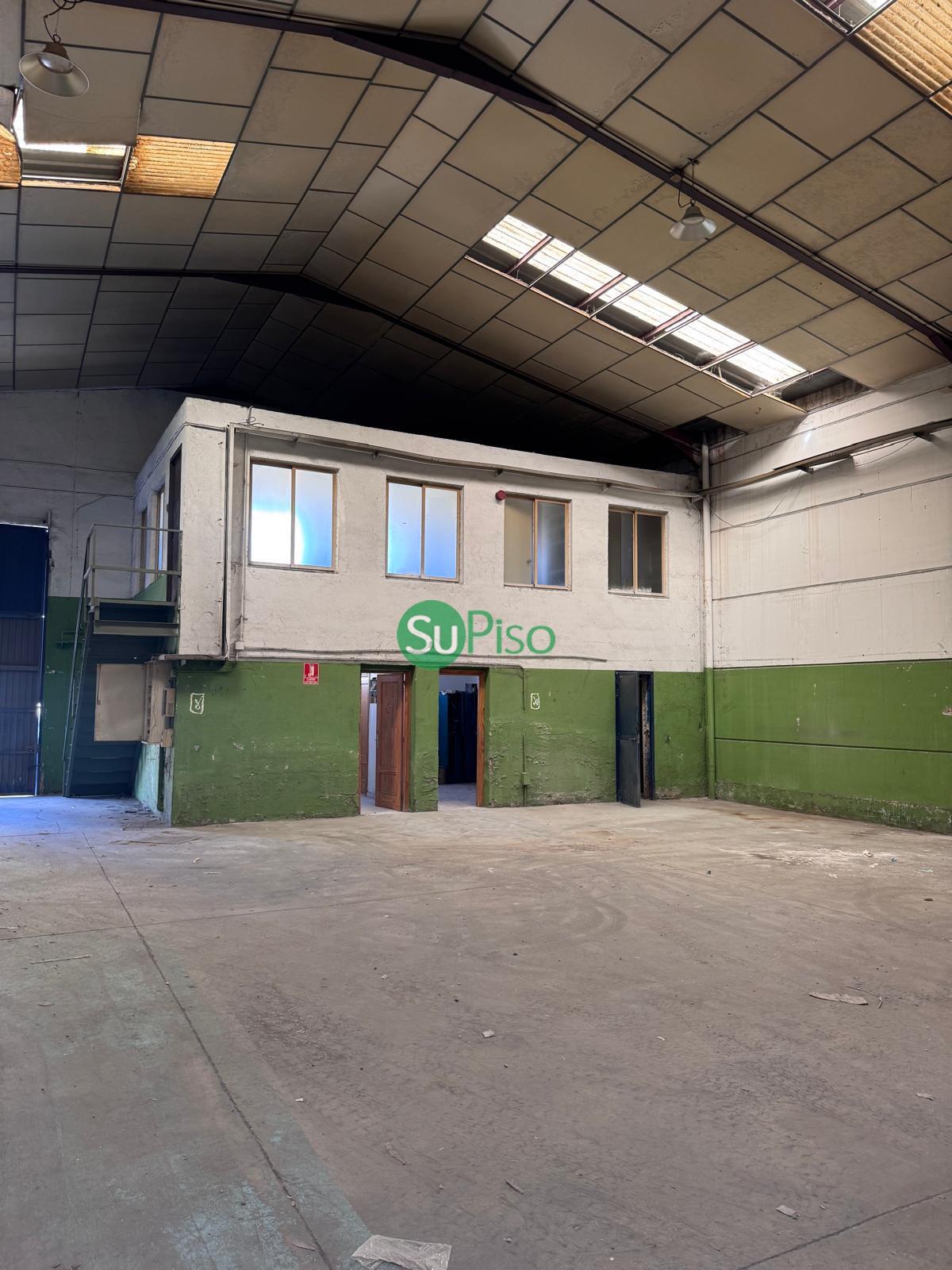 Venta de nave en Yeles