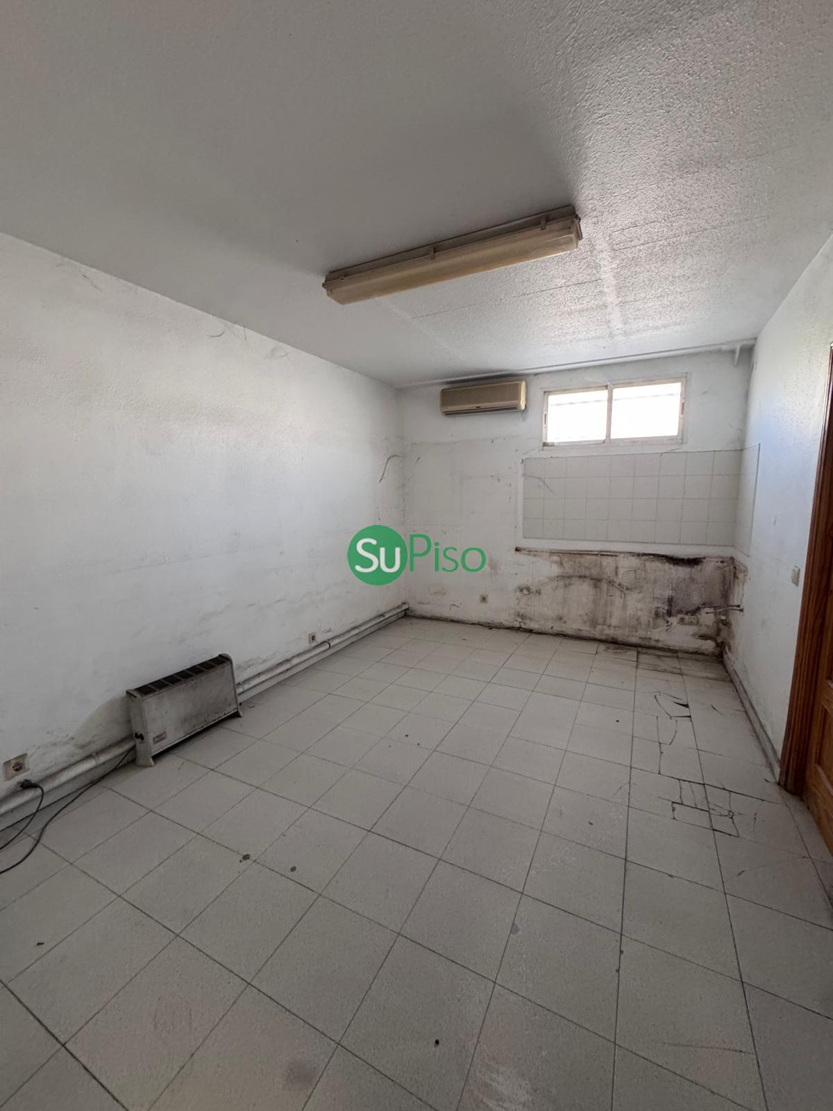 Venta de nave en Yeles