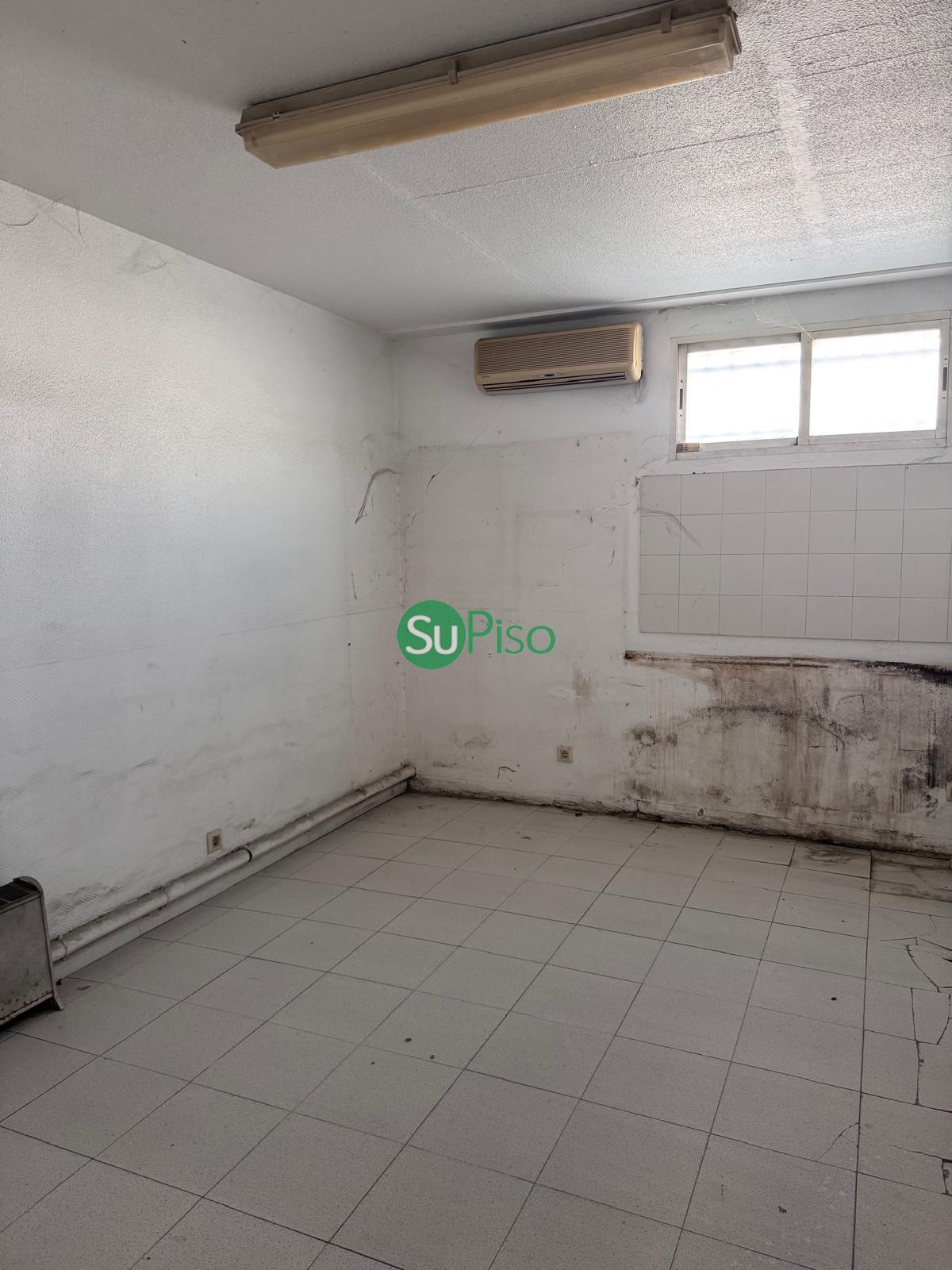 Venta de nave en Yeles