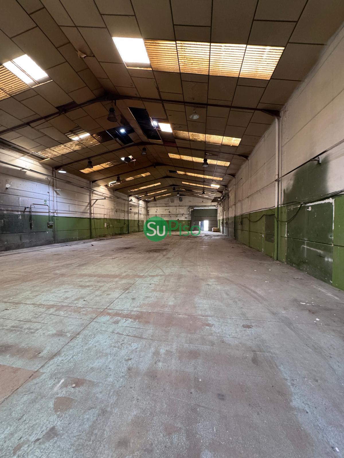 Venta de nave en Yeles
