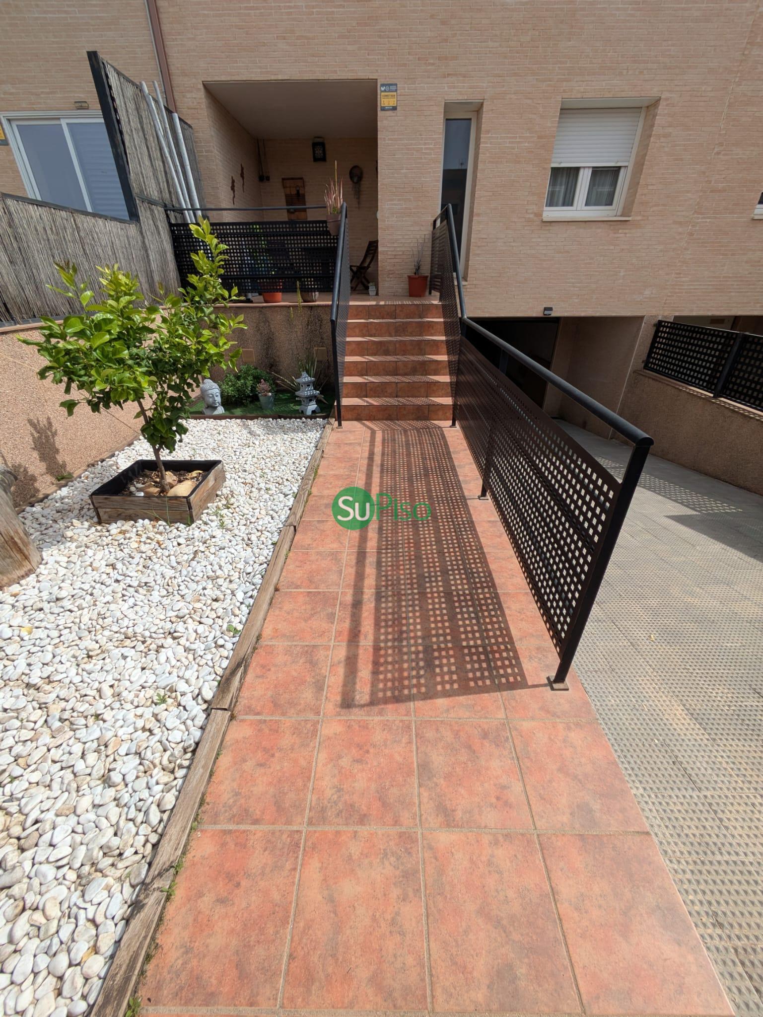 Venta de chalet en Carranque