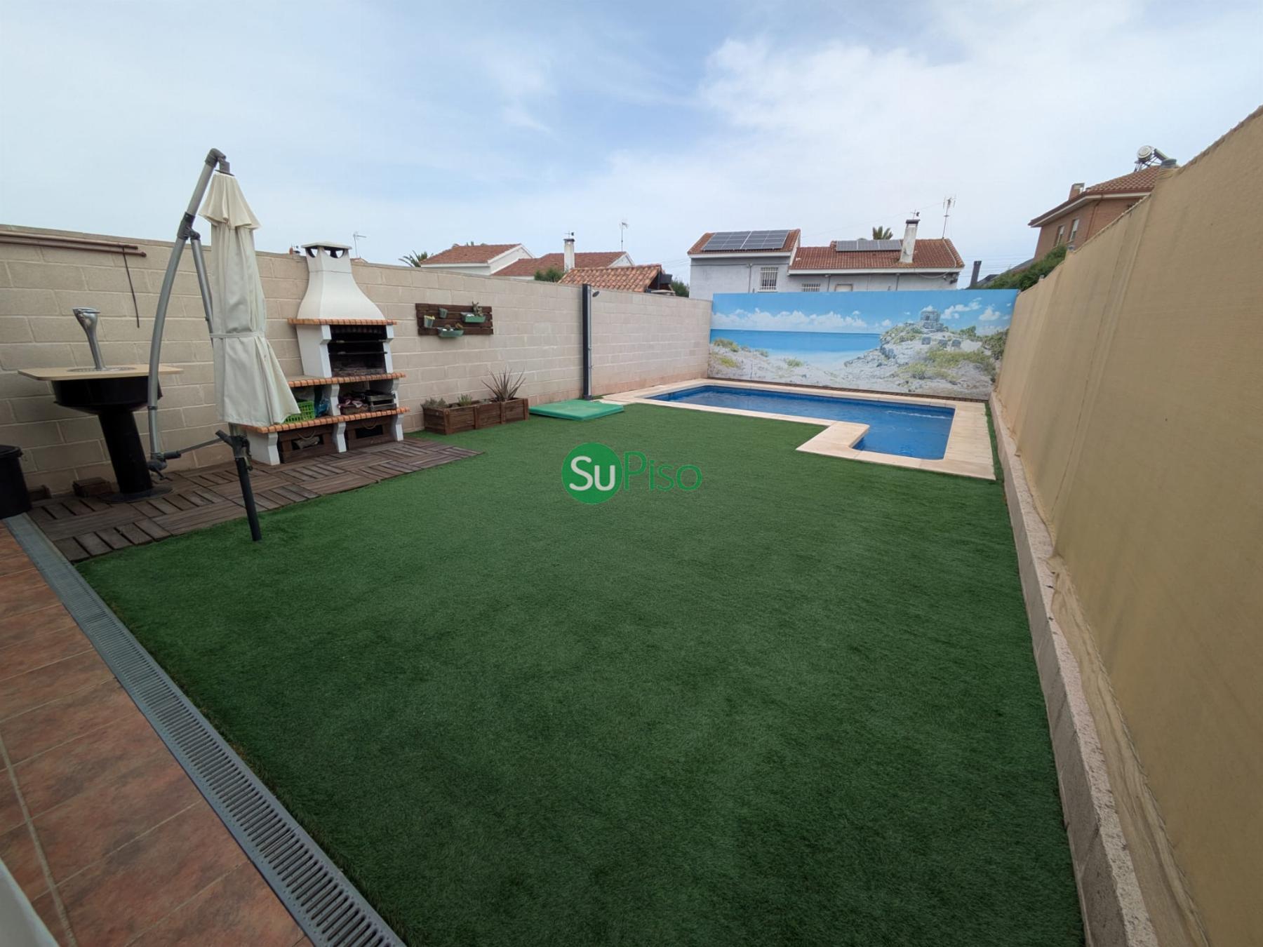 Venta de chalet en Carranque
