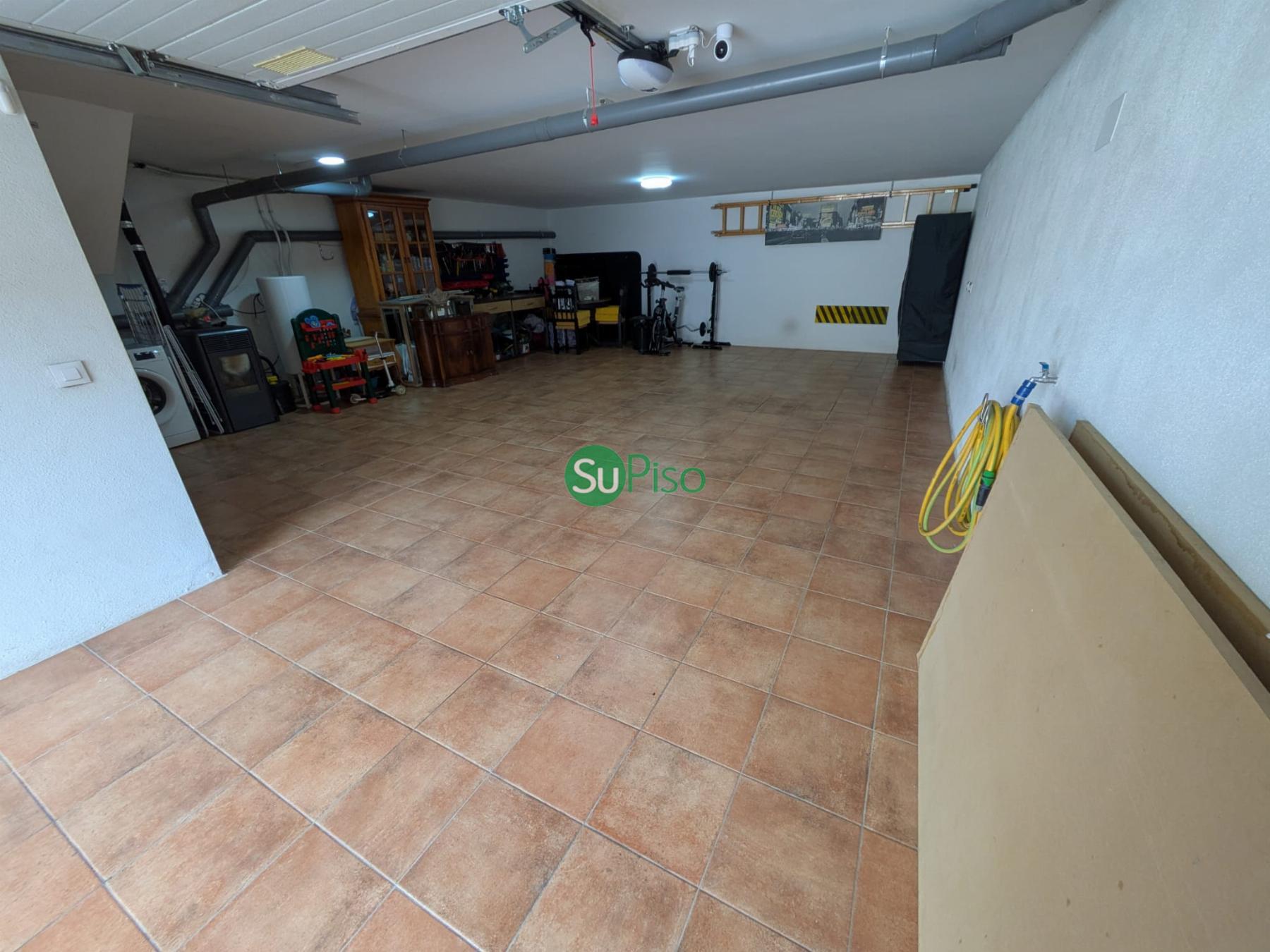Venta de chalet en Carranque