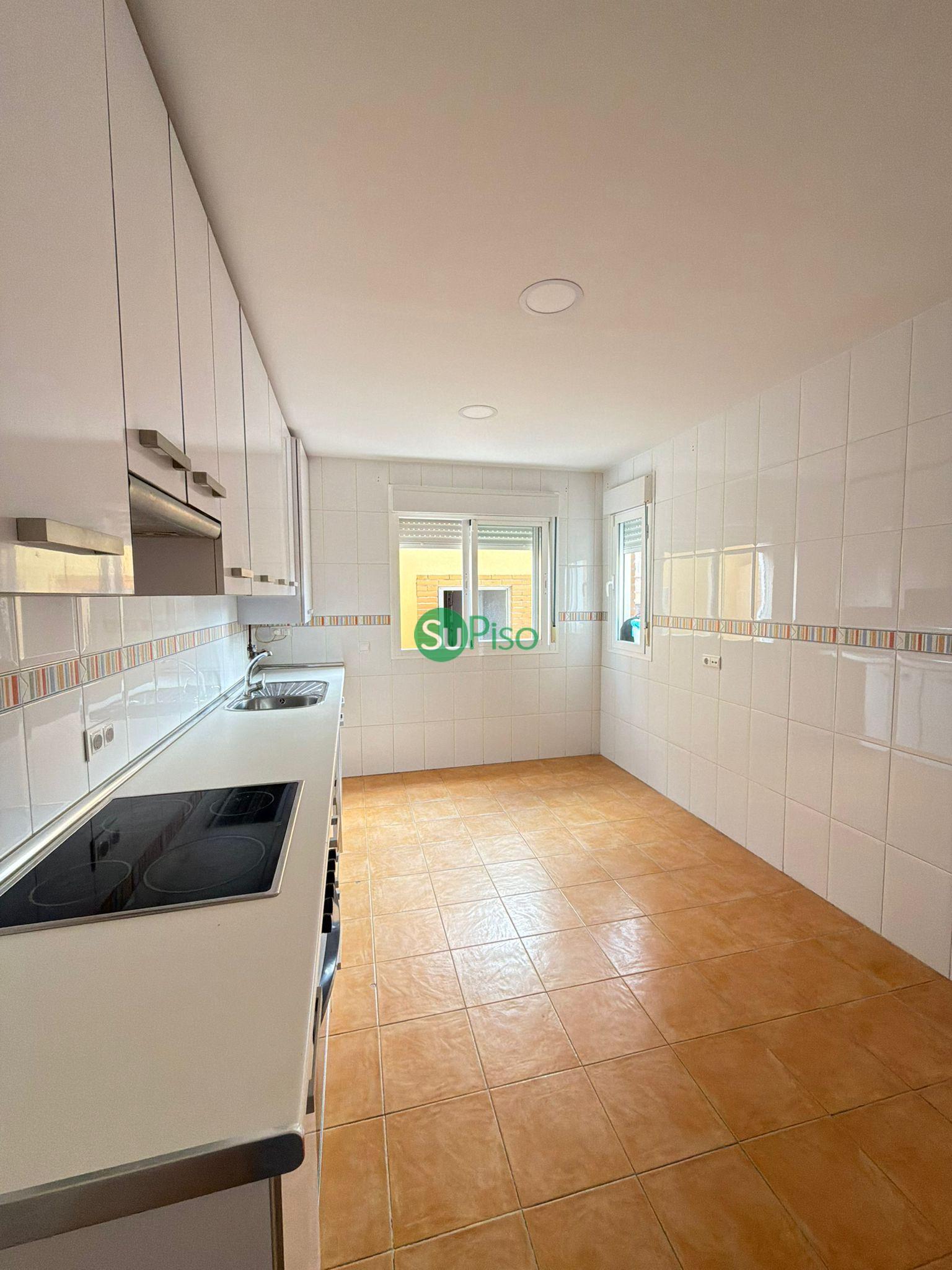 Venta de chalet en Yeles