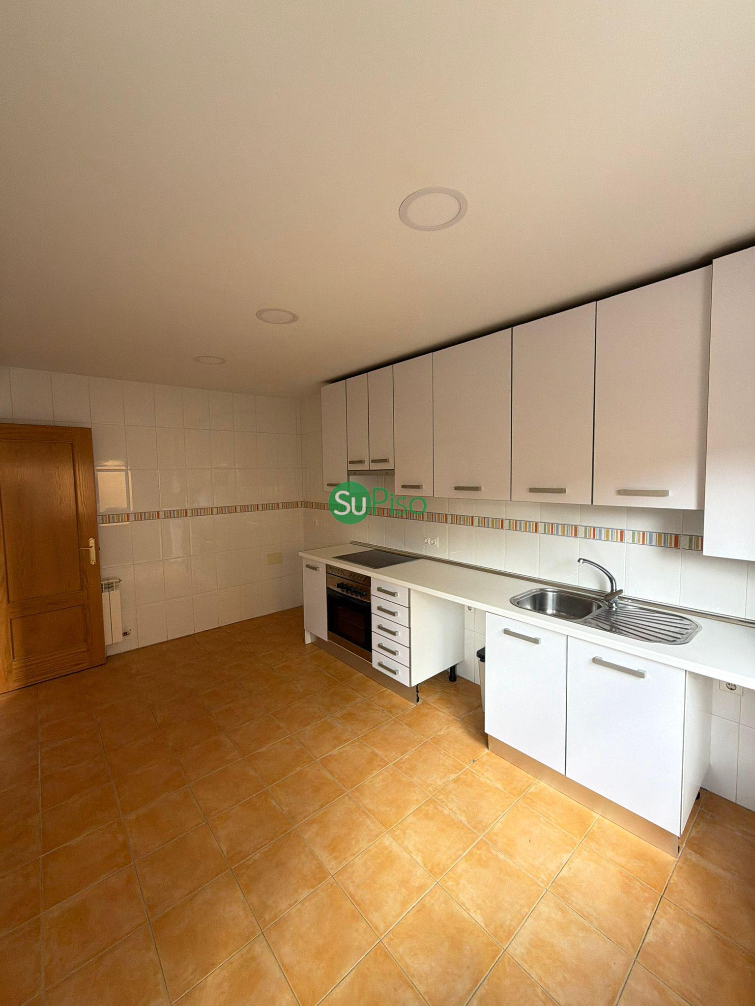 Venta de chalet en Yeles