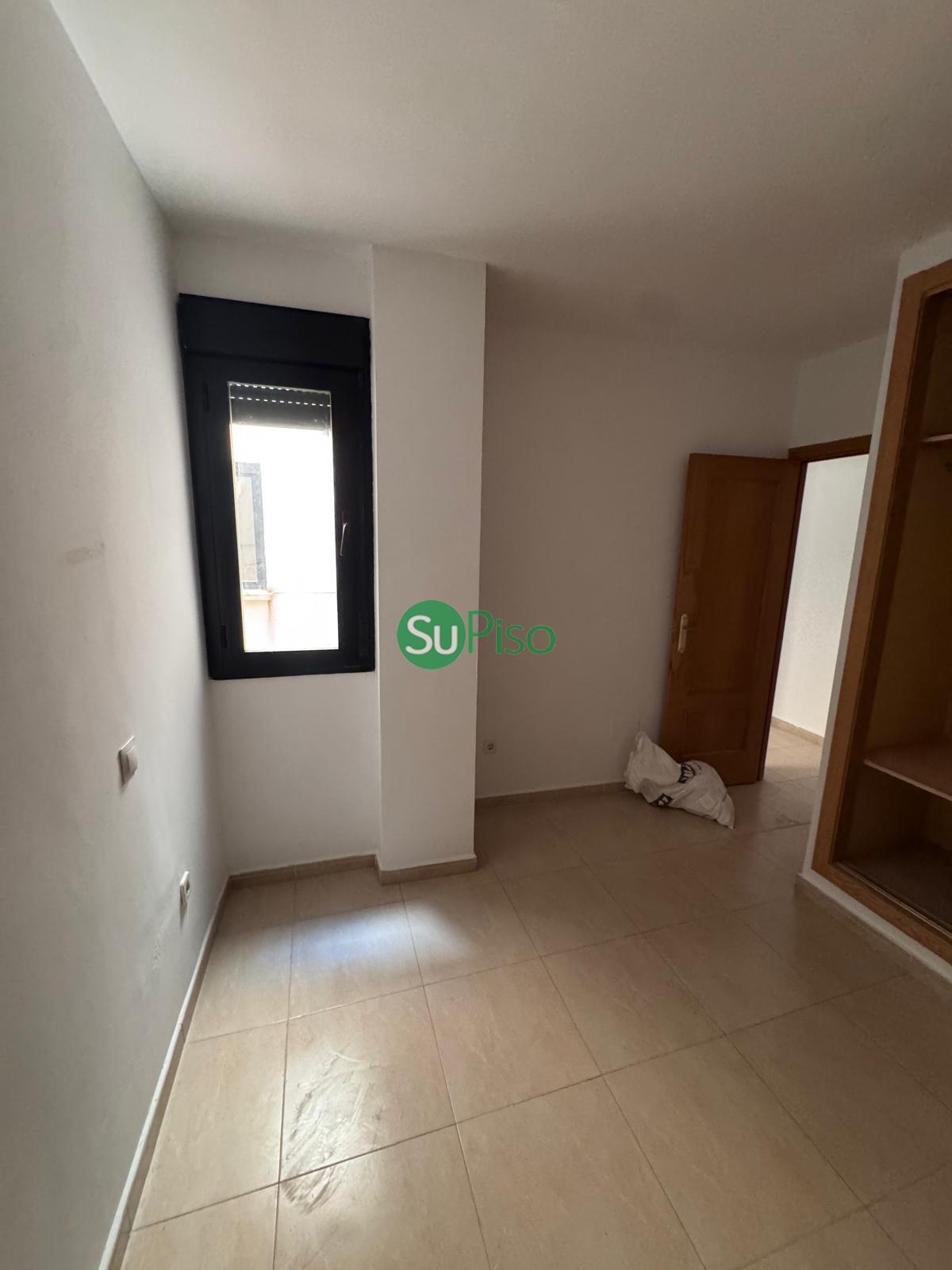 Venta de piso en Magán