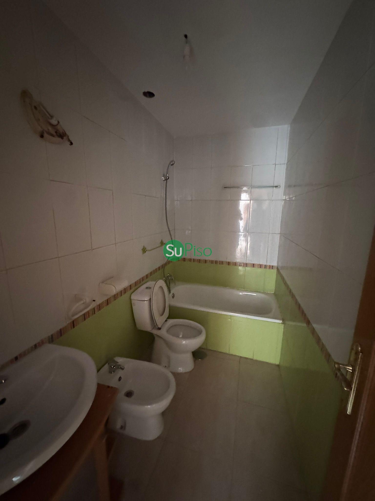 Venta de piso en Magán