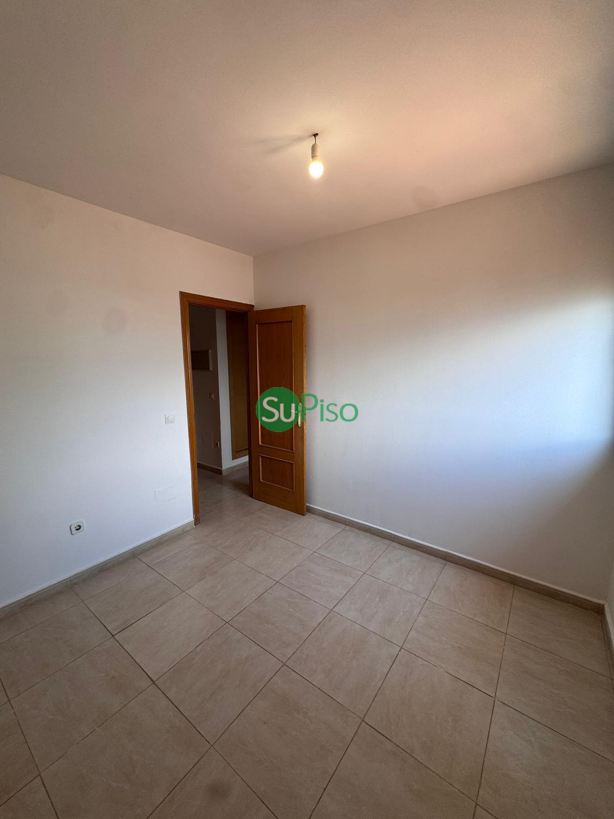 Venta de piso en Magán