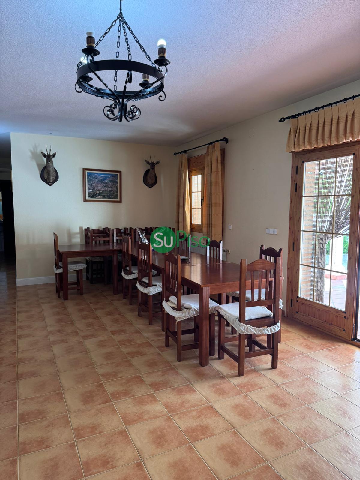 Venta de chalet en Borox
