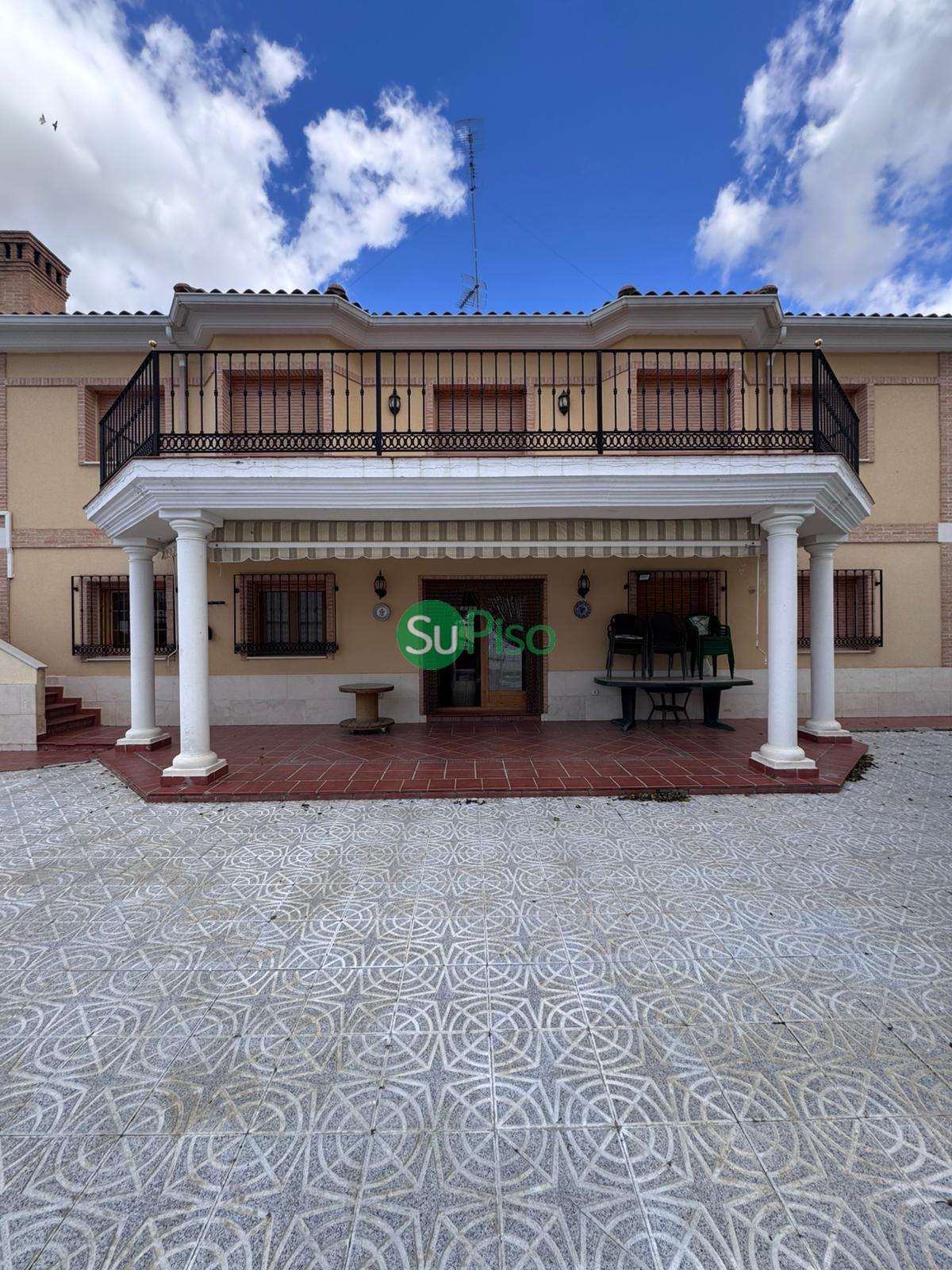 Venta de chalet en Borox