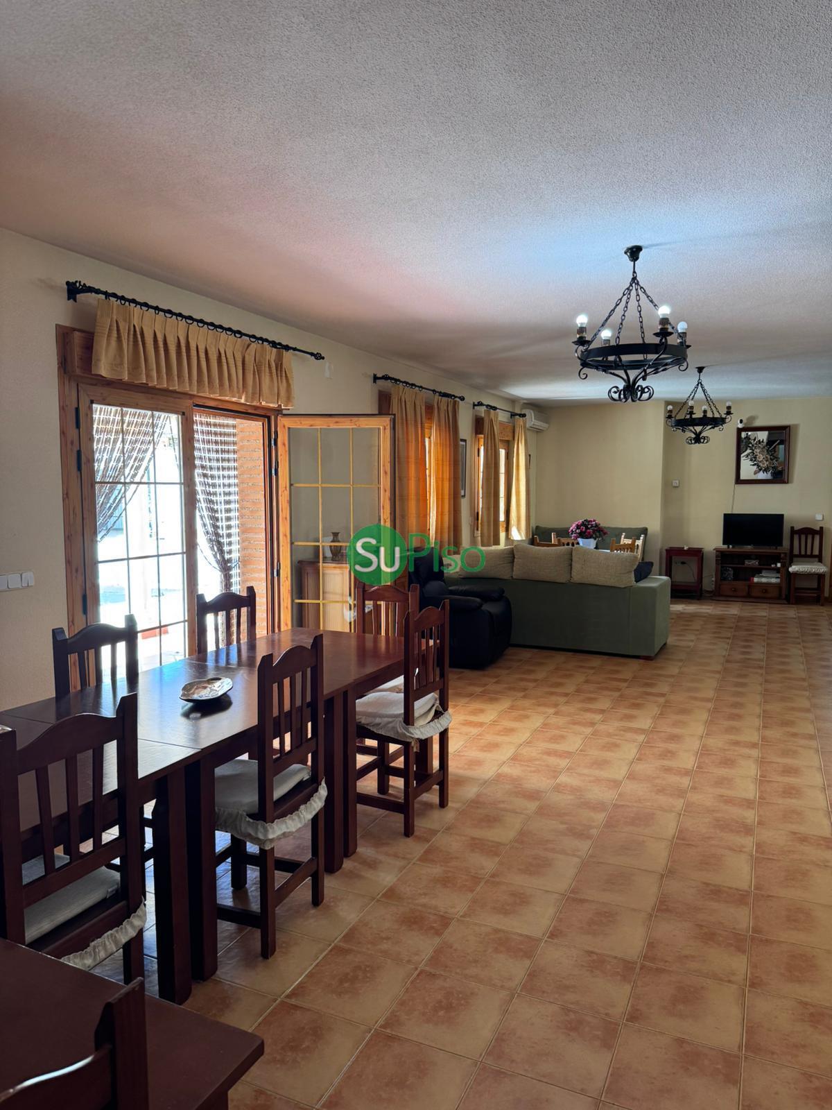 Venta de chalet en Borox