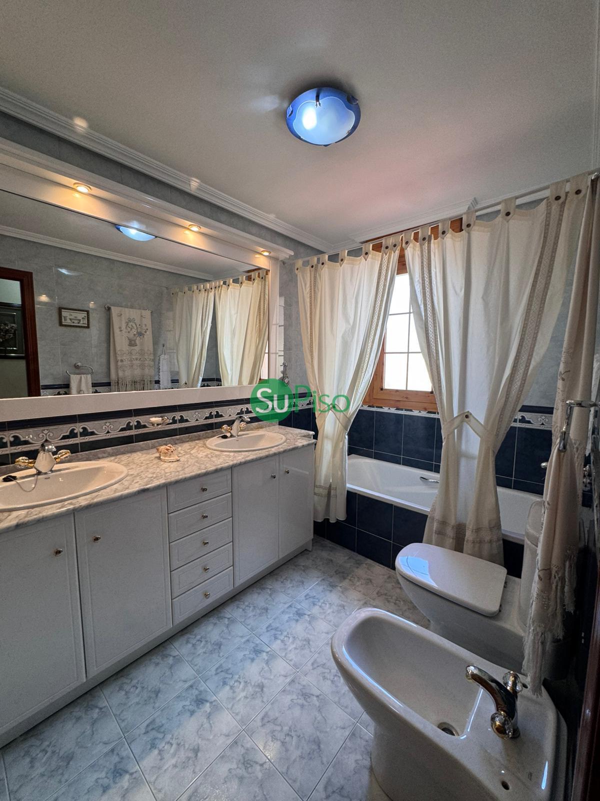 Venta de chalet en Borox