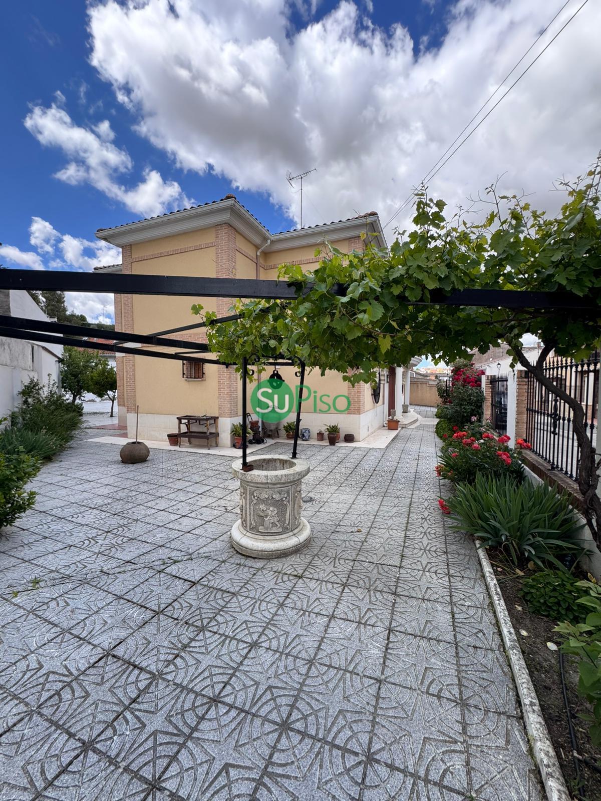 Venta de chalet en Borox