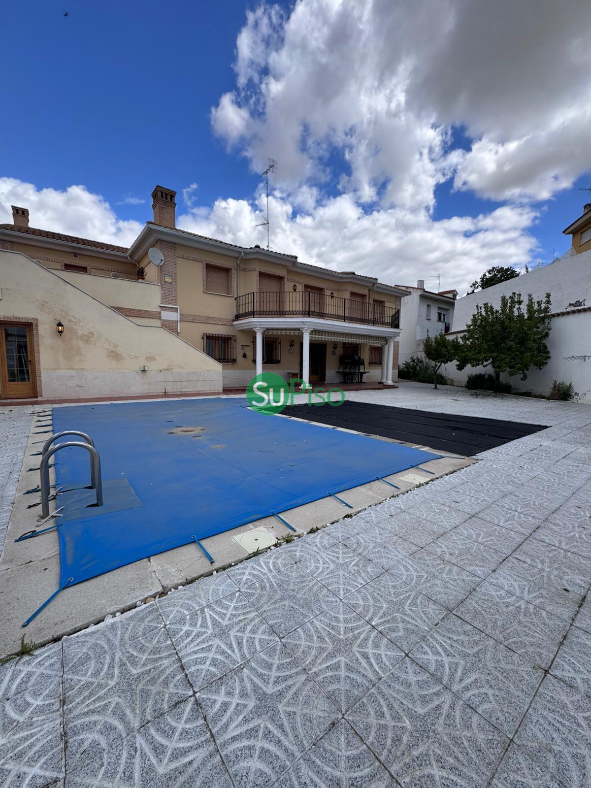 Venta de chalet en Borox