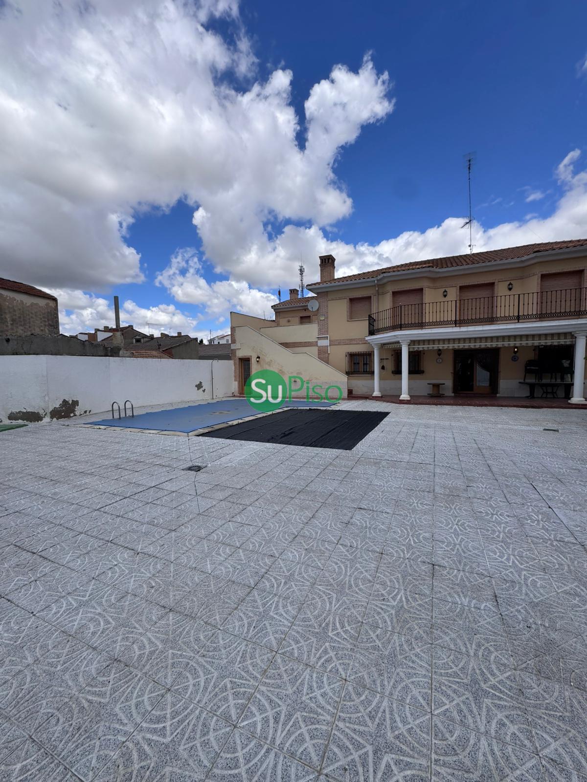 Venta de chalet en Borox