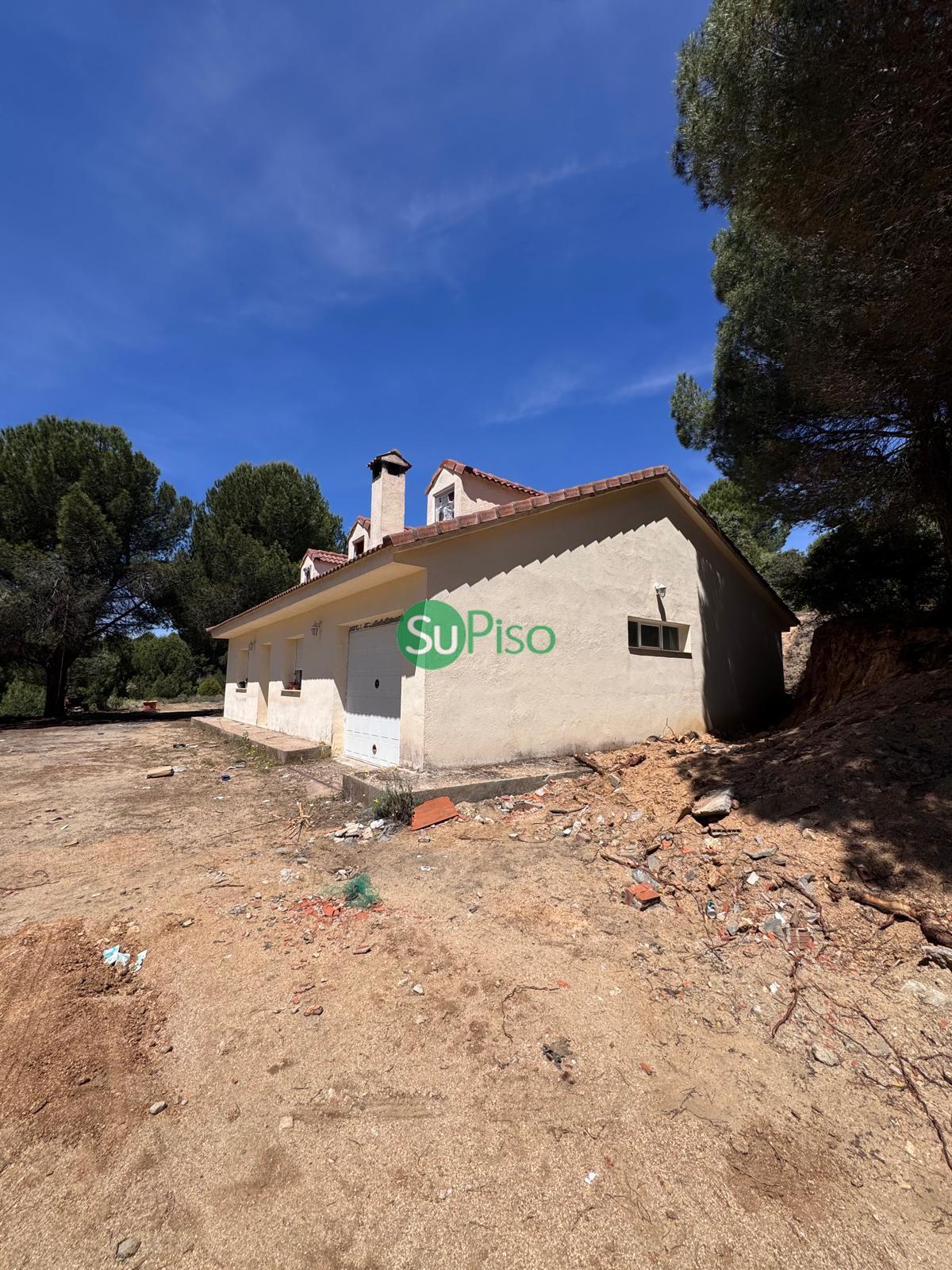 Venta de casa en San Martín de Valdeiglesias