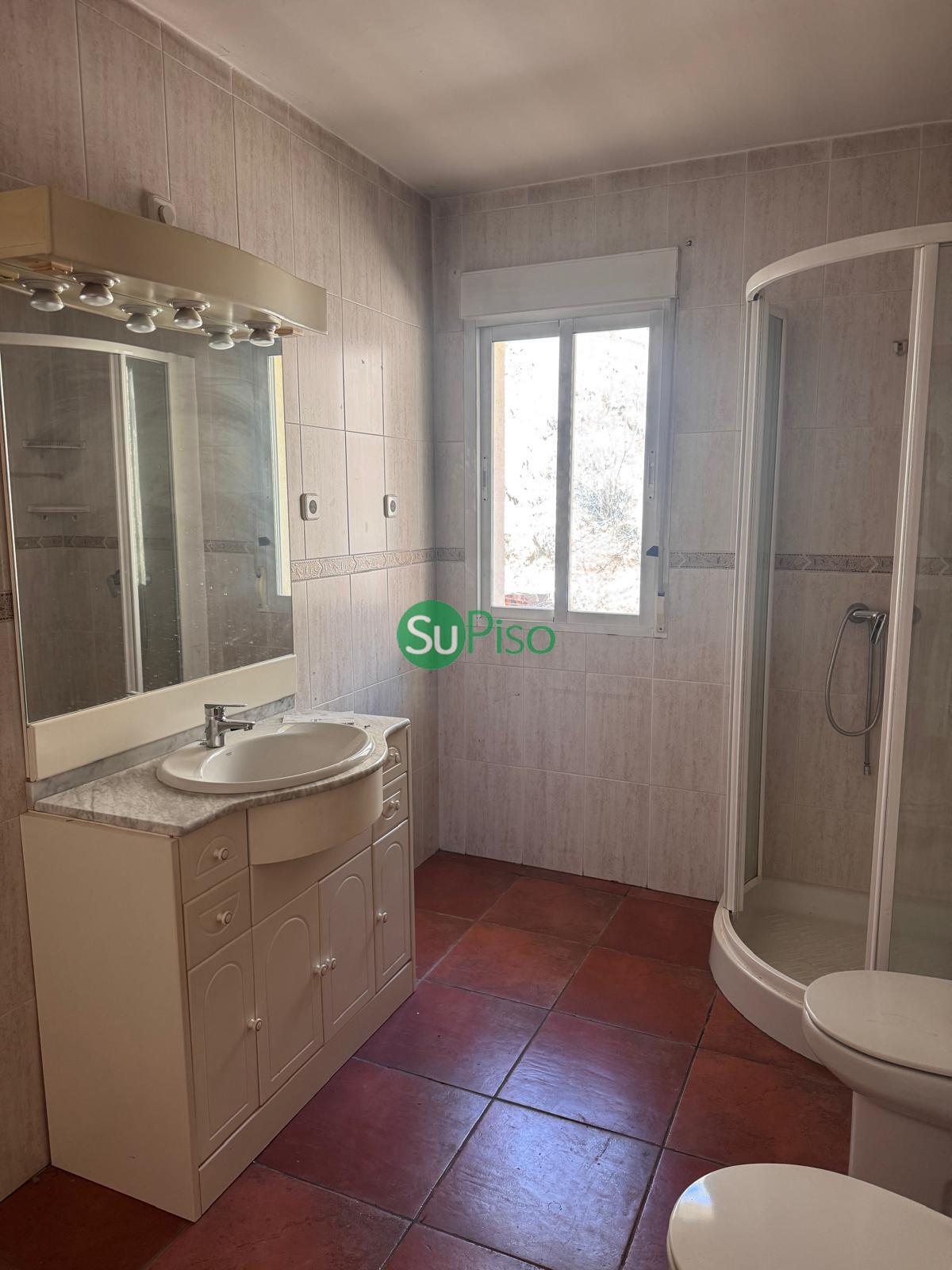 Venta de casa en San Martín de Valdeiglesias