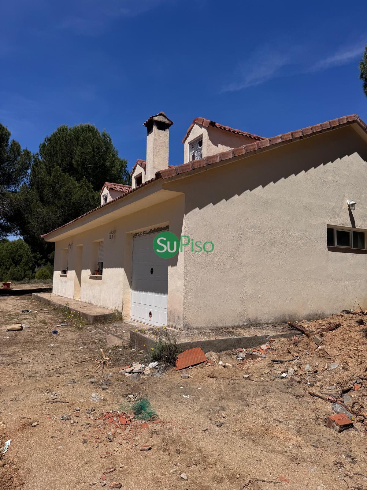 Venta de casa en San Martín de Valdeiglesias