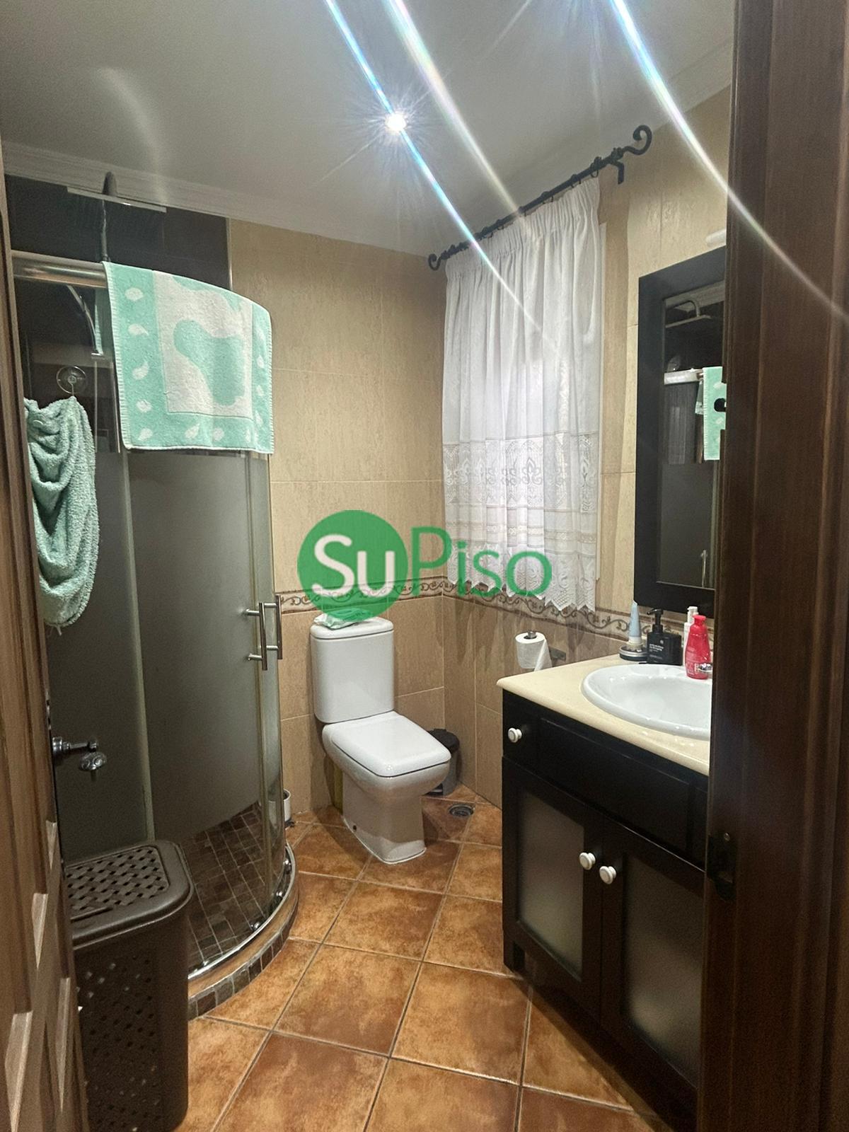 Venta de casa en Burguillos de Toledo