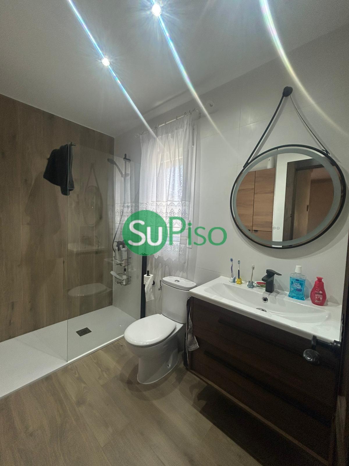 Venta de casa en Burguillos de Toledo