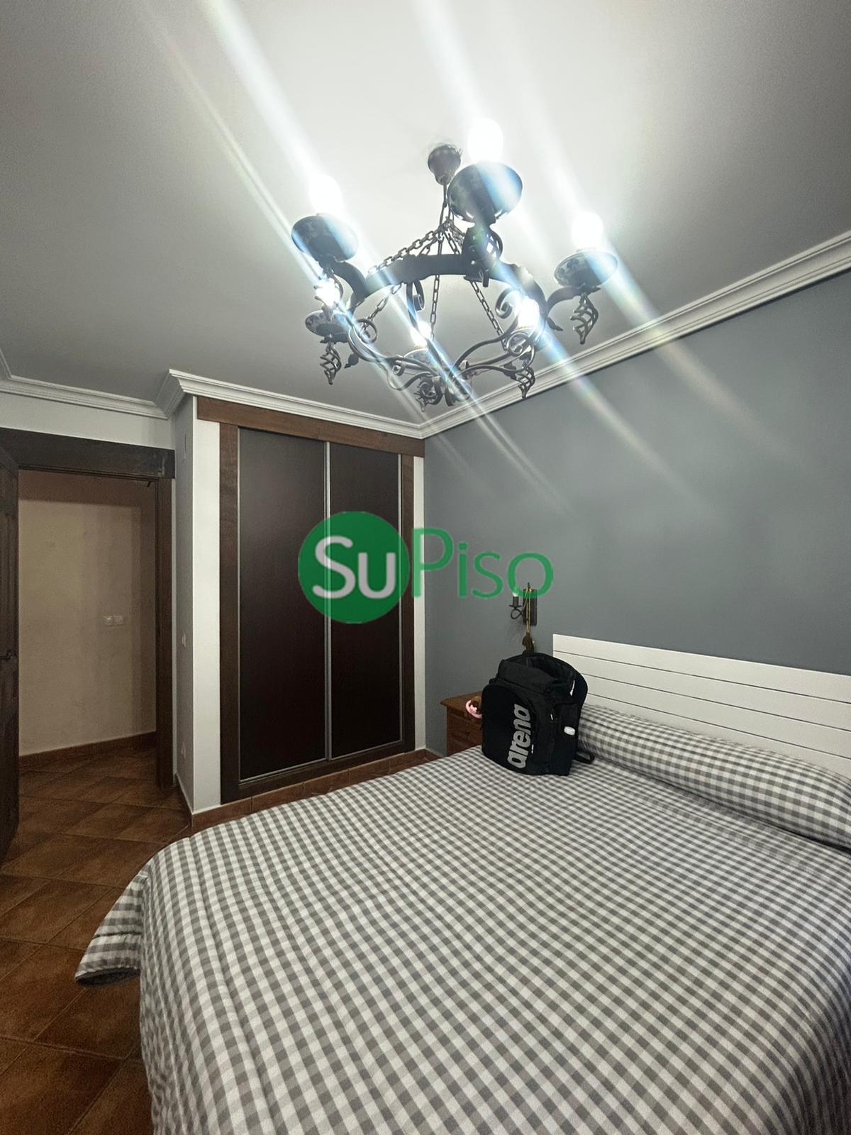 Venta de casa en Burguillos de Toledo