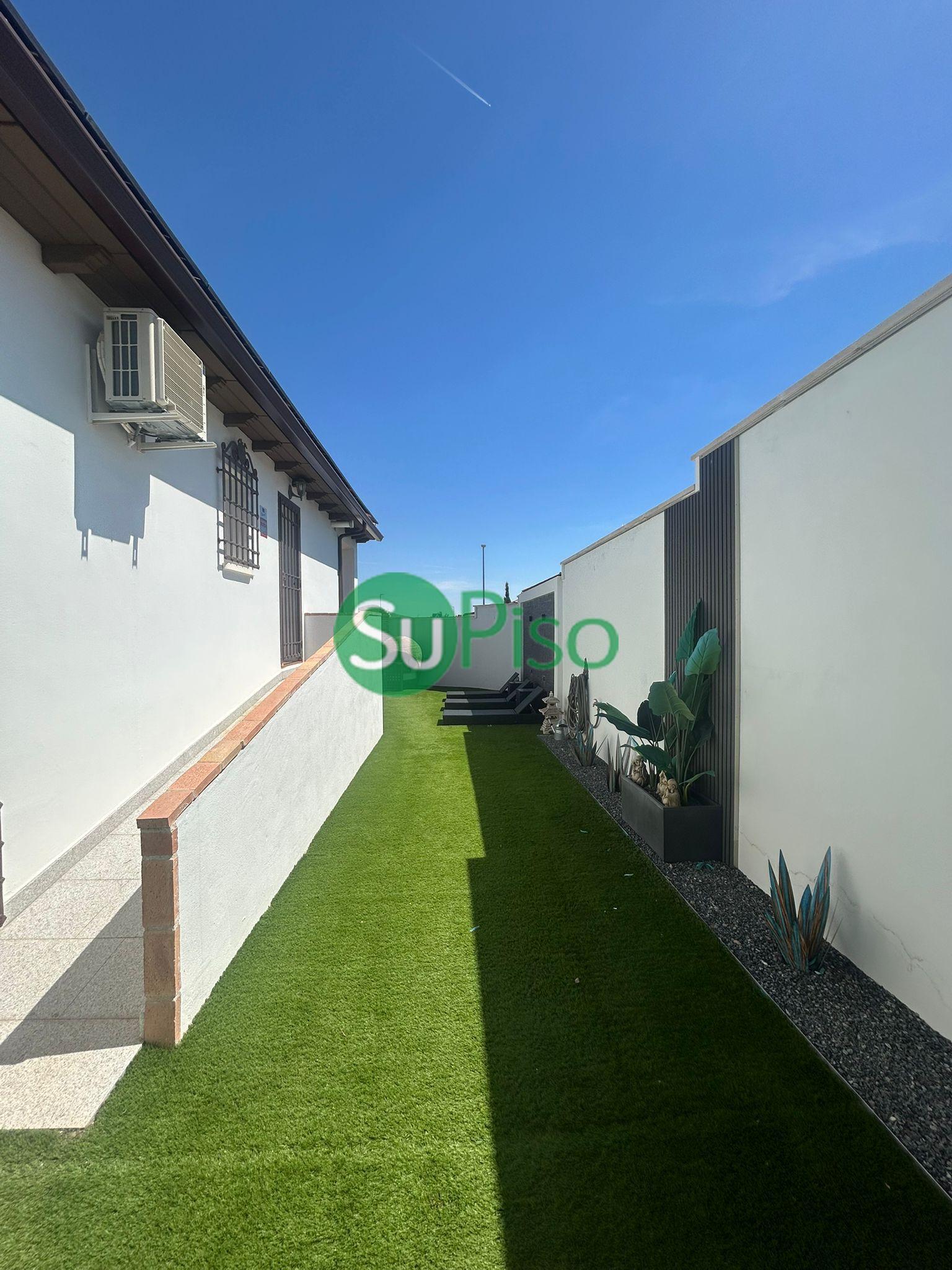Venta de casa en Burguillos de Toledo
