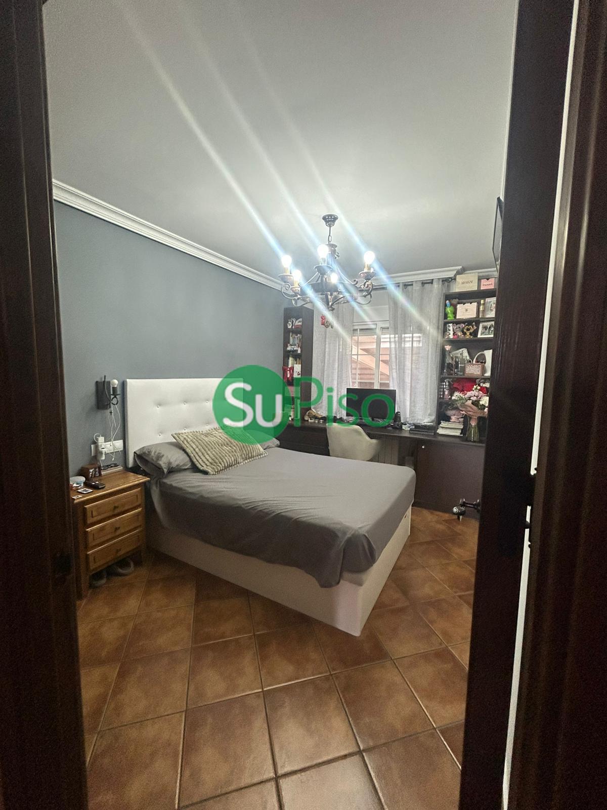 Venta de casa en Burguillos de Toledo
