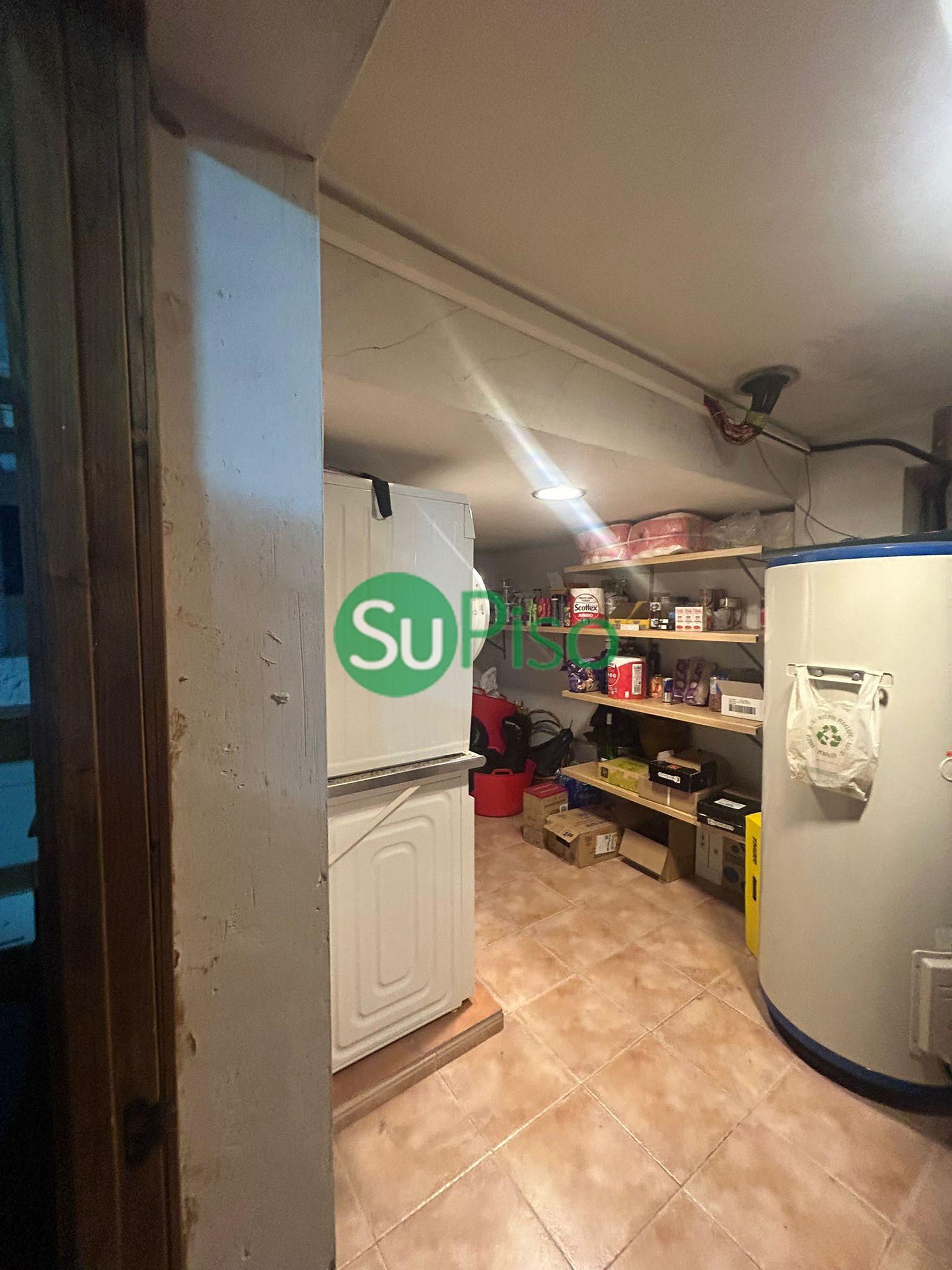 Venta de casa en Burguillos de Toledo