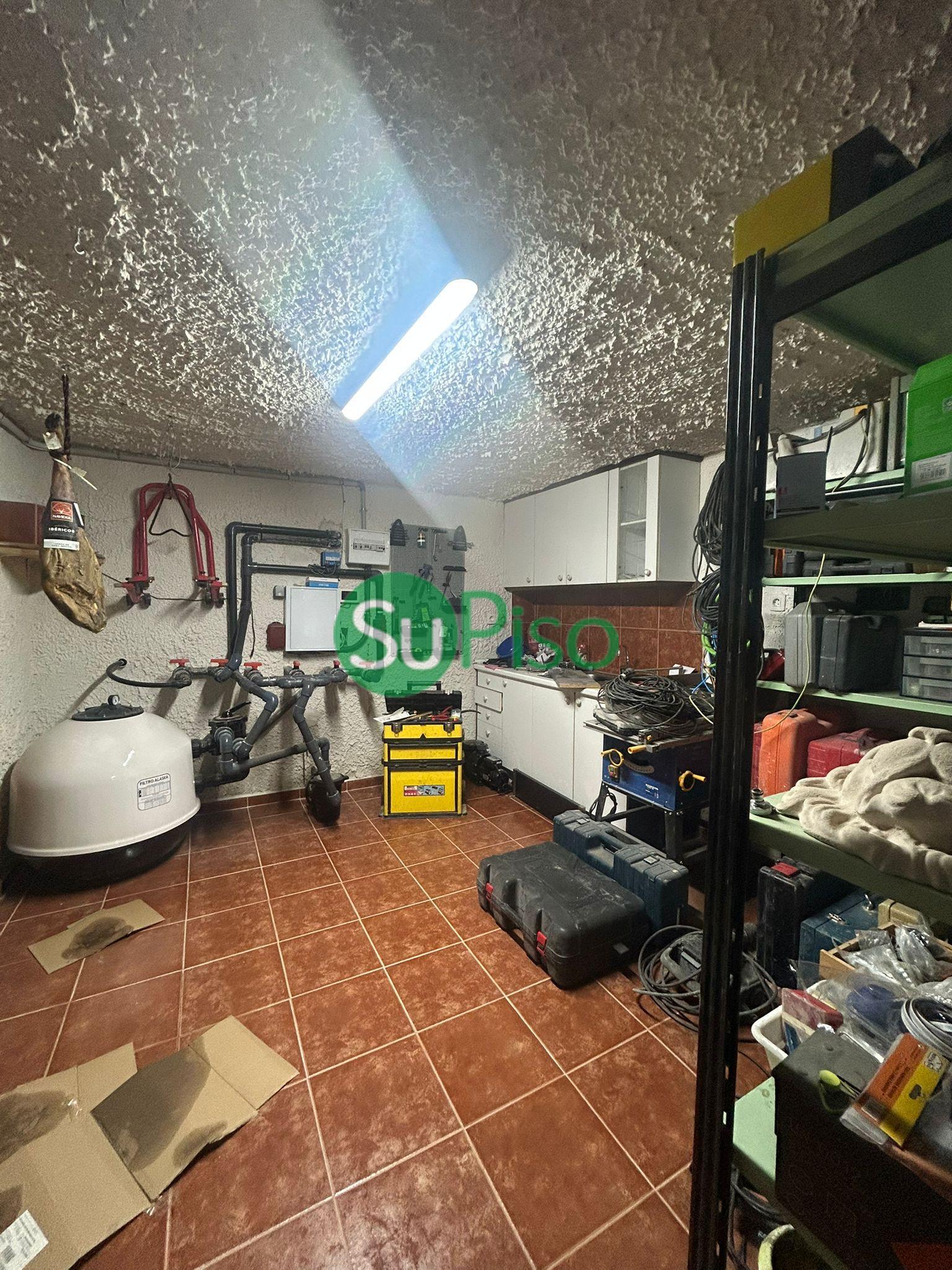 Venta de casa en Burguillos de Toledo