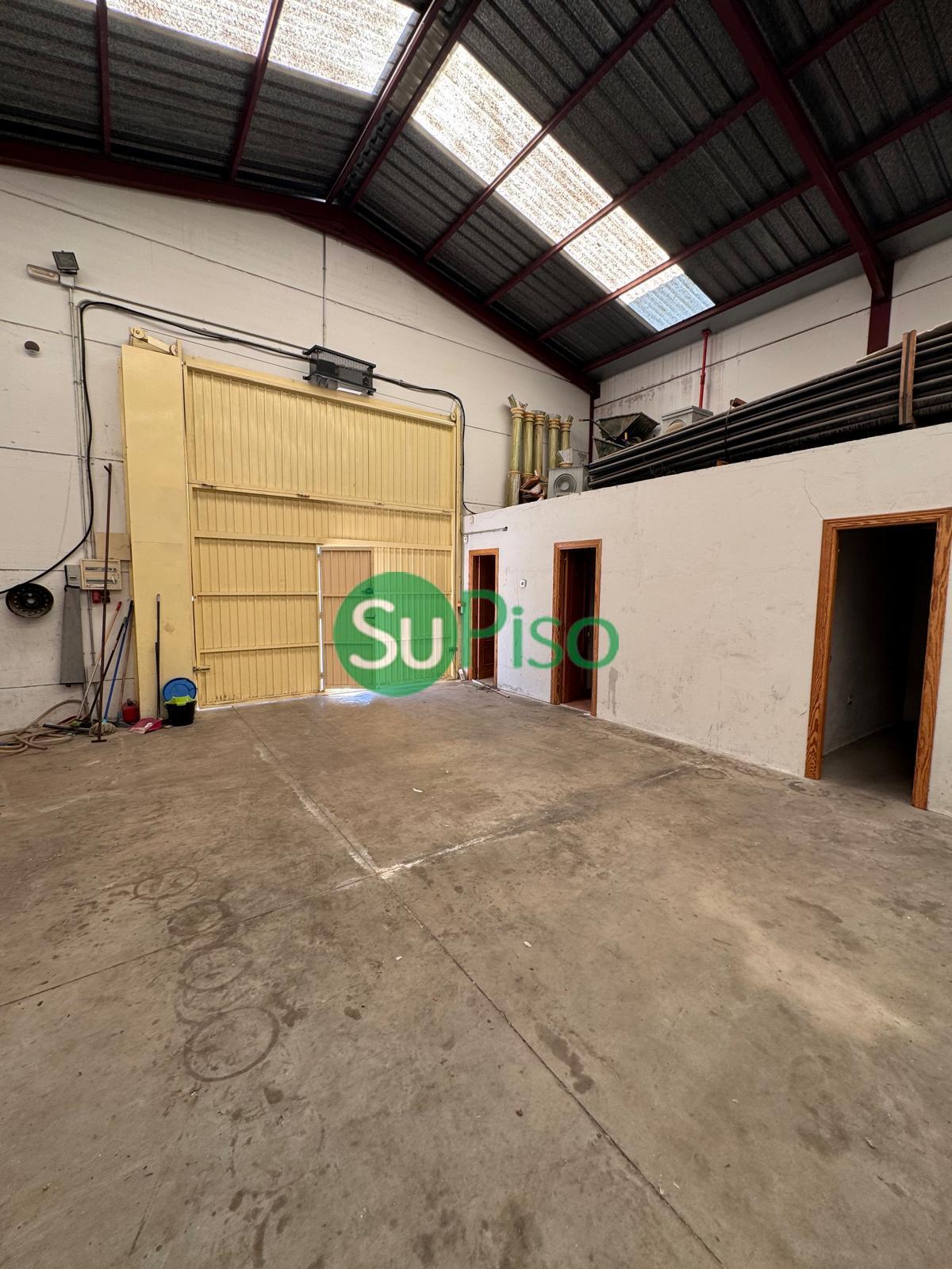 Venta de nave en Yeles