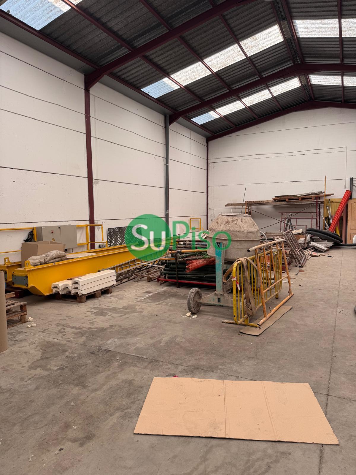 Venta de nave en Yeles