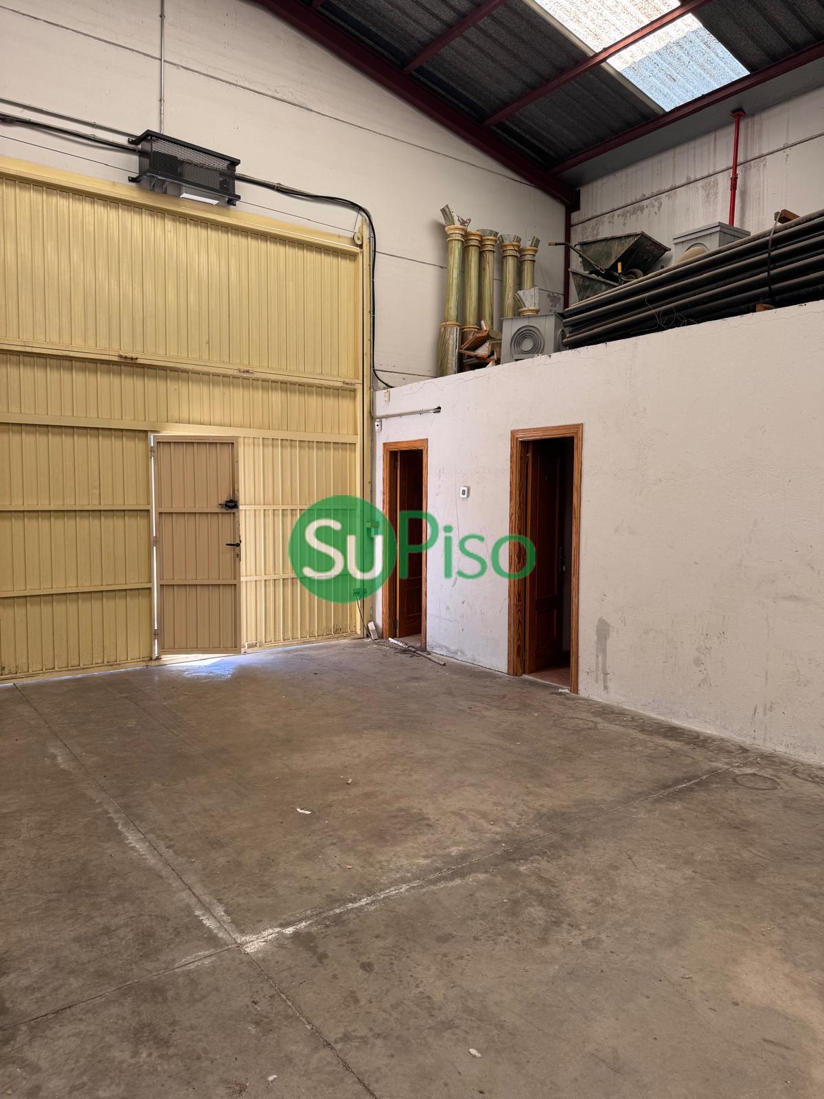 Venta de nave en Yeles