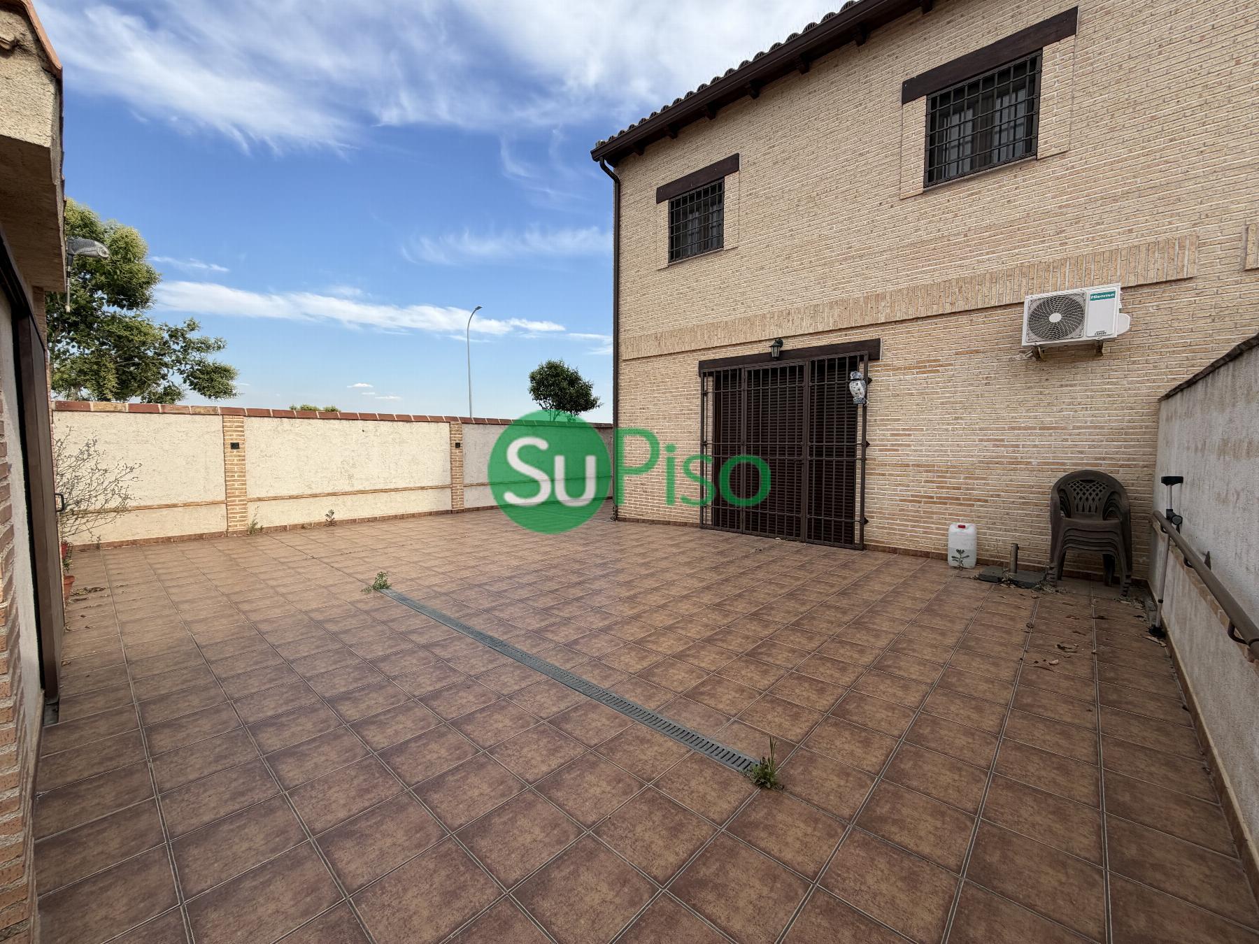 Venta de chalet en Yuncos