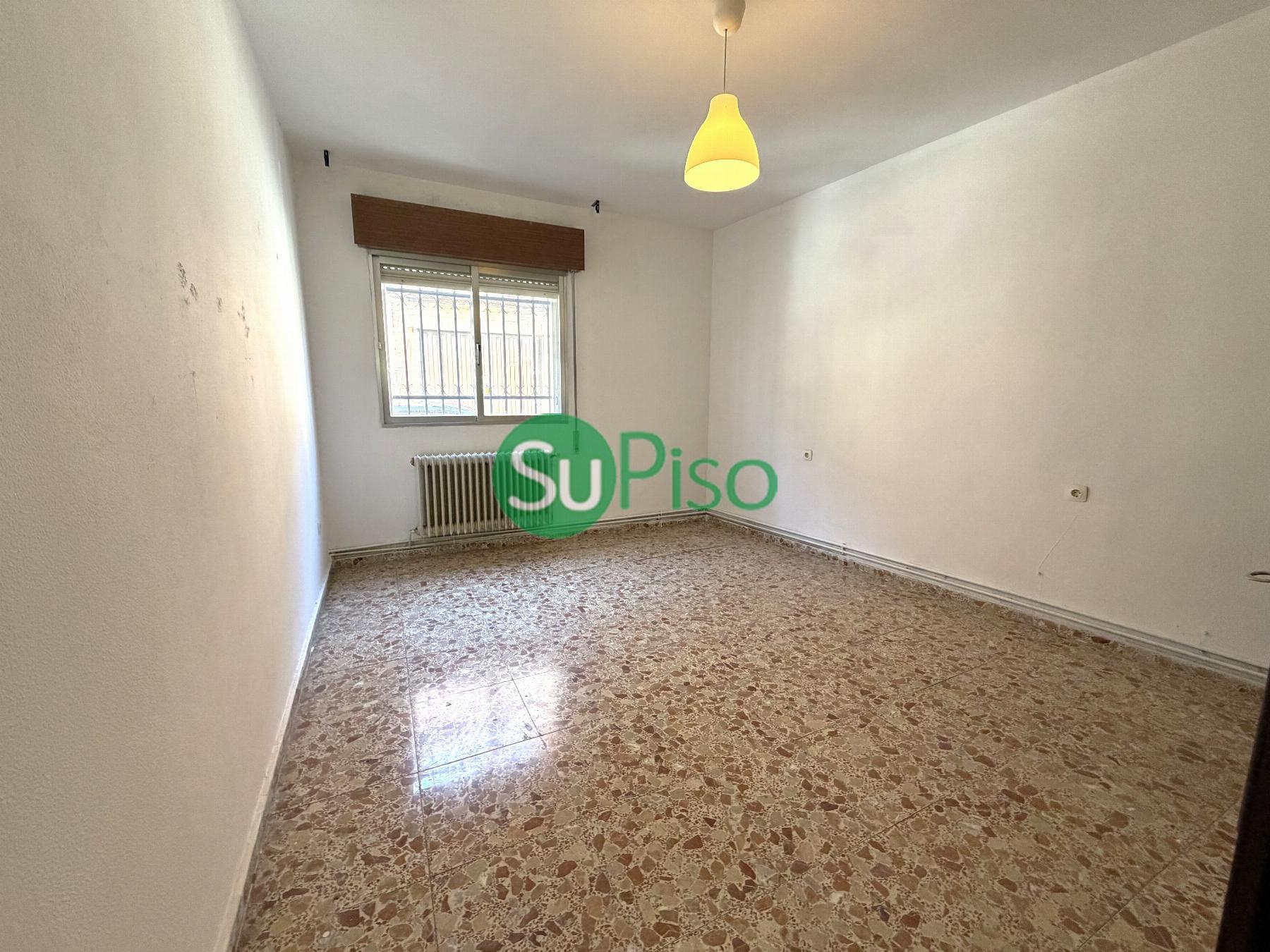 Venta de chalet en Yeles