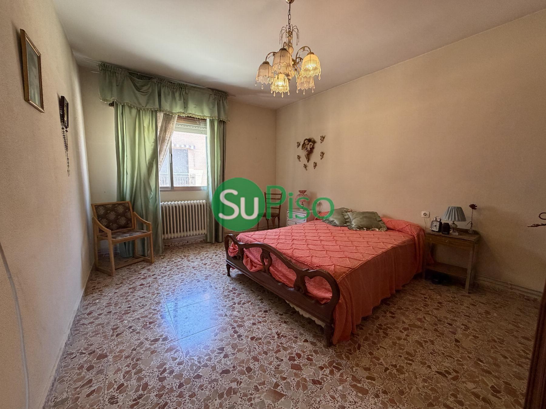 Venta de chalet en Yeles