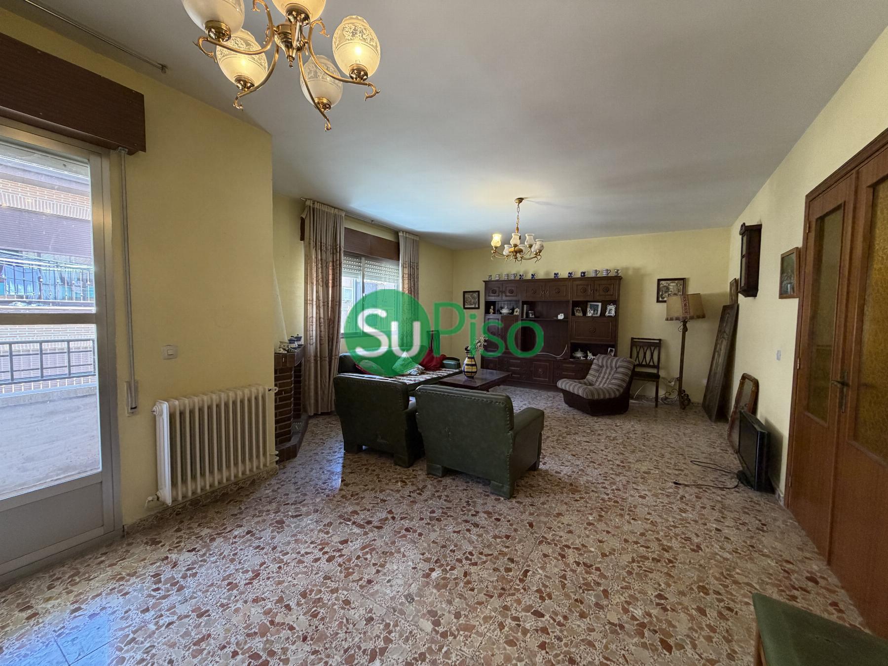 Venta de chalet en Yeles