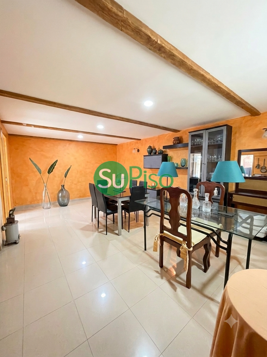 Venta de chalet en Yeles