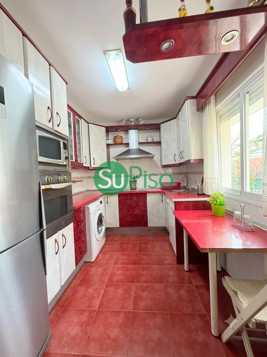 Venta de chalet en Yeles