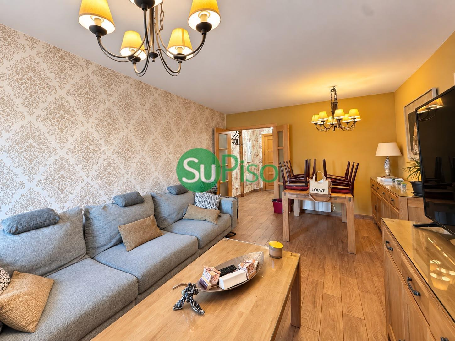 For sale of flat in Cedillo del Condado