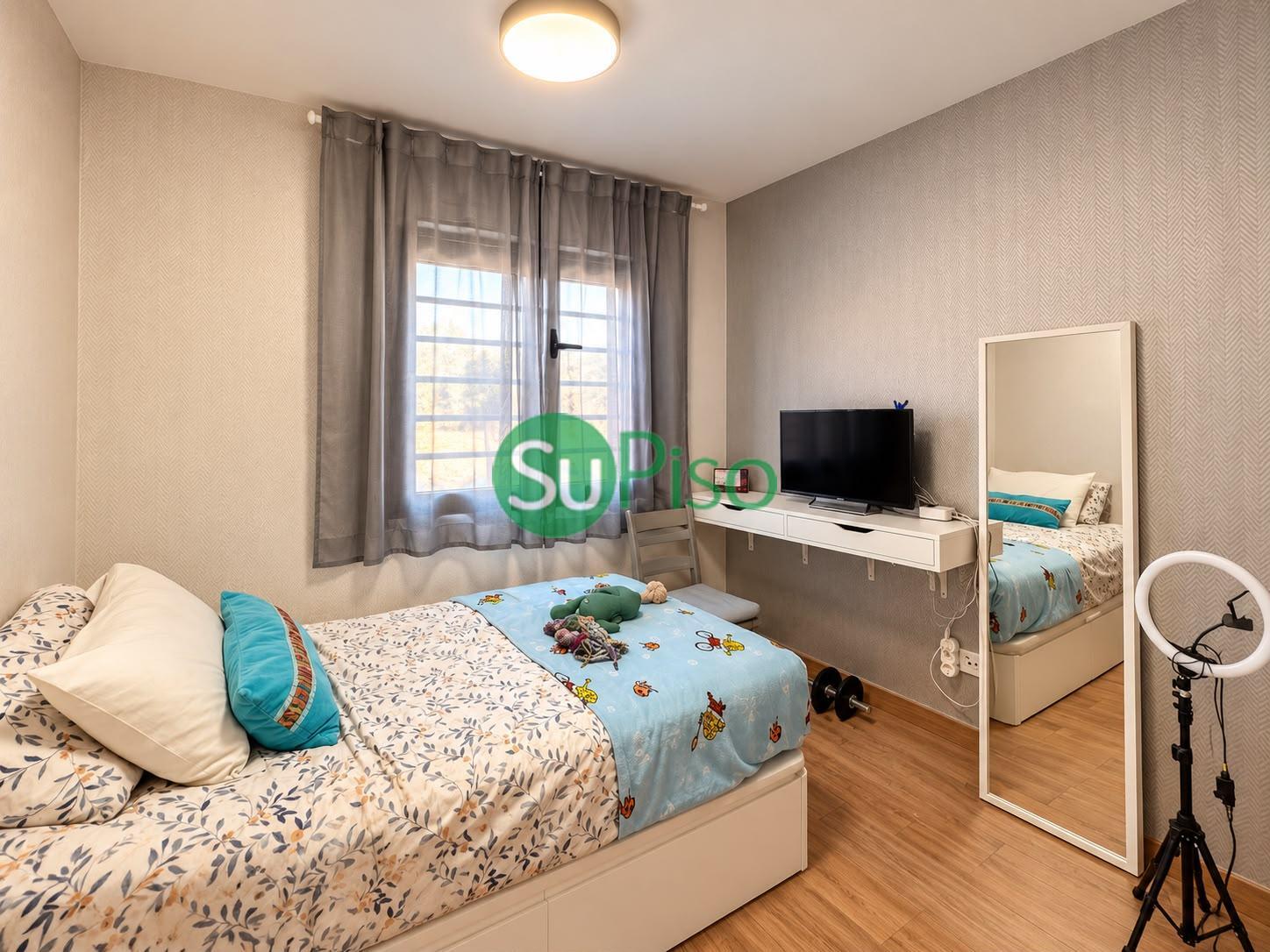 For sale of flat in Cedillo del Condado