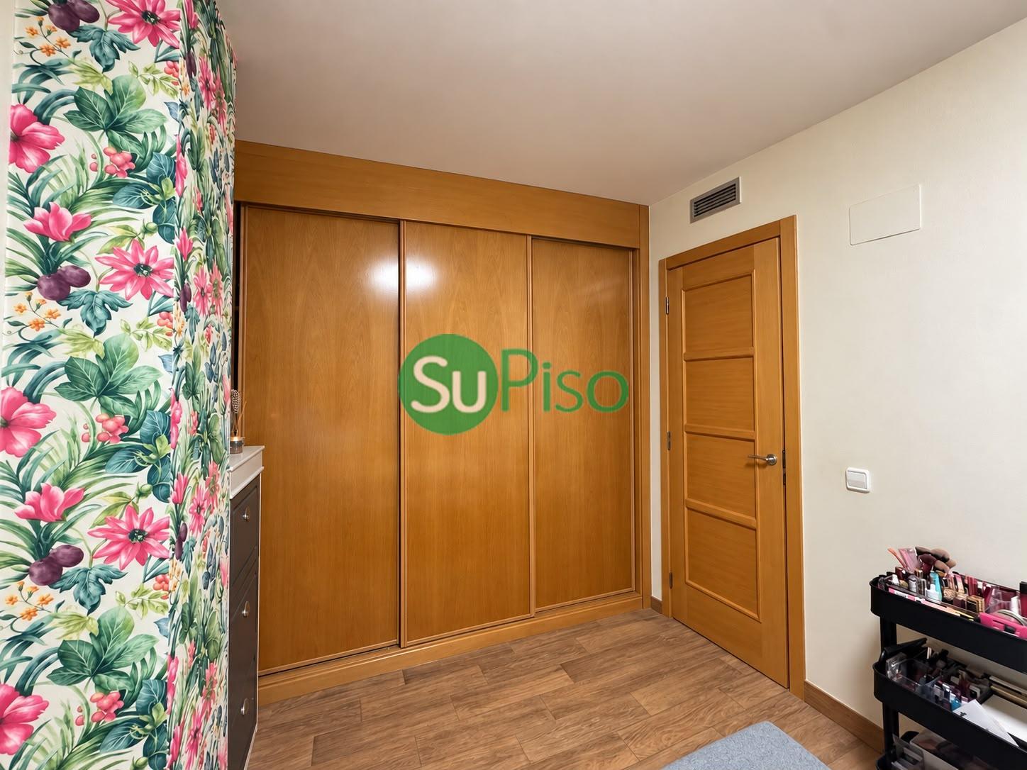 For sale of flat in Cedillo del Condado