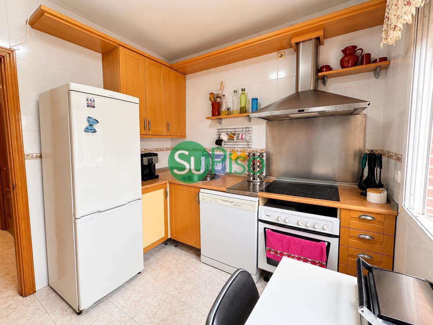 Venta de chalet en Cedillo del Condado