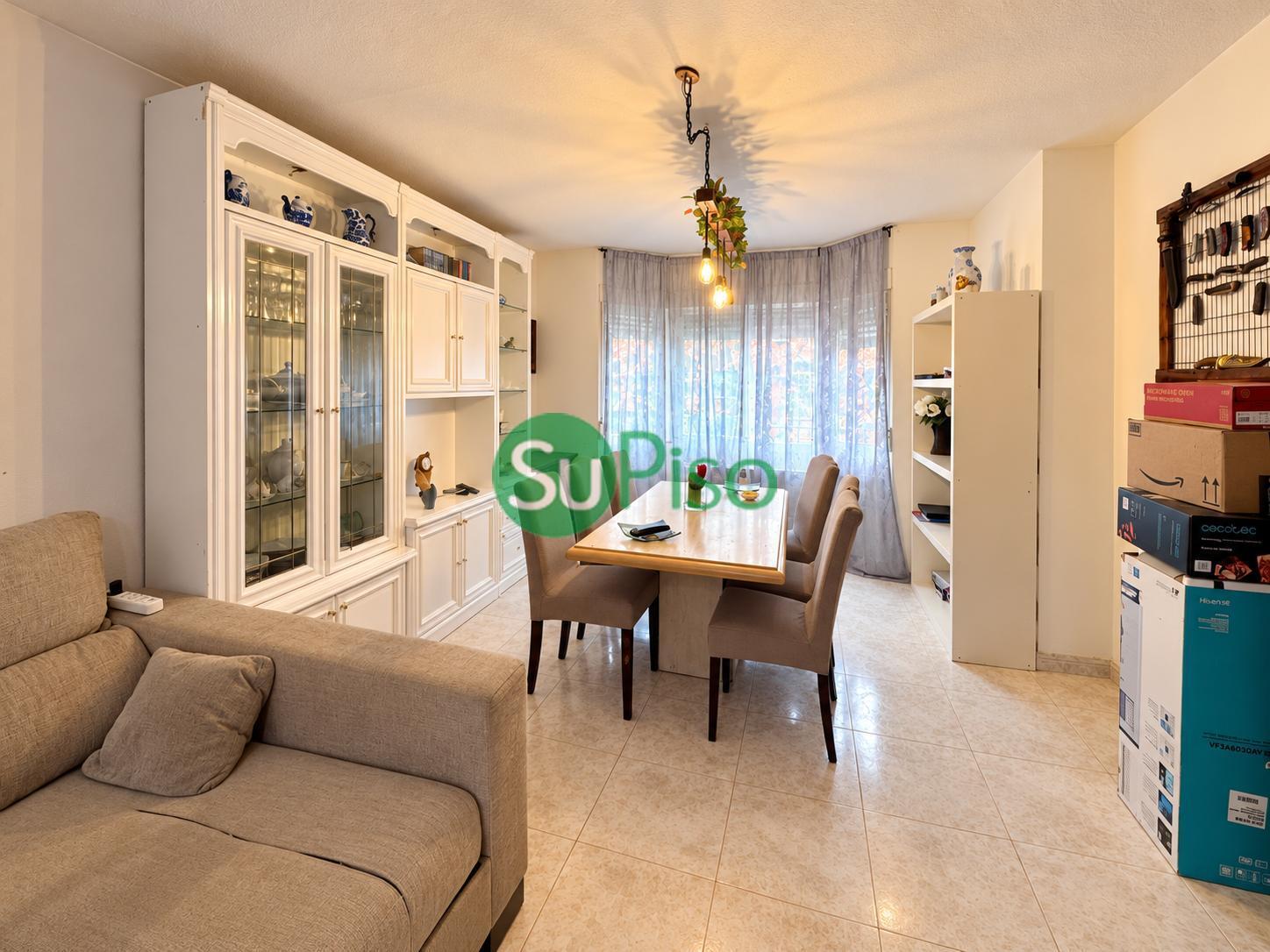 Venta de chalet en Cedillo del Condado