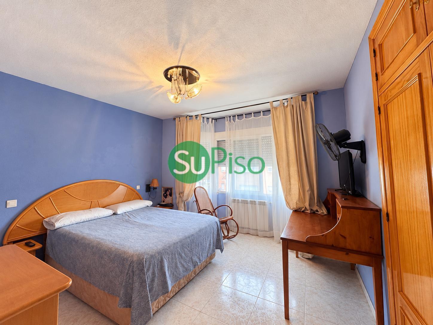 Venta de chalet en Cedillo del Condado