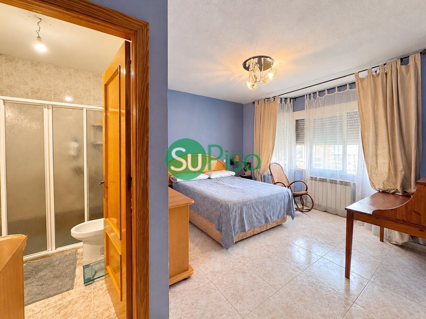 Venta de chalet en Cedillo del Condado