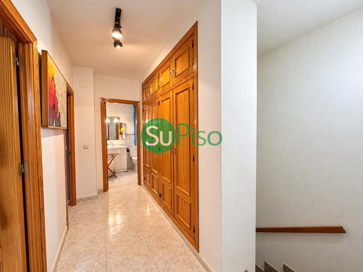 Venta de chalet en Cedillo del Condado