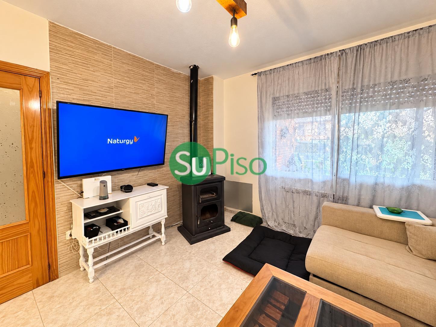 Venta de chalet en Cedillo del Condado