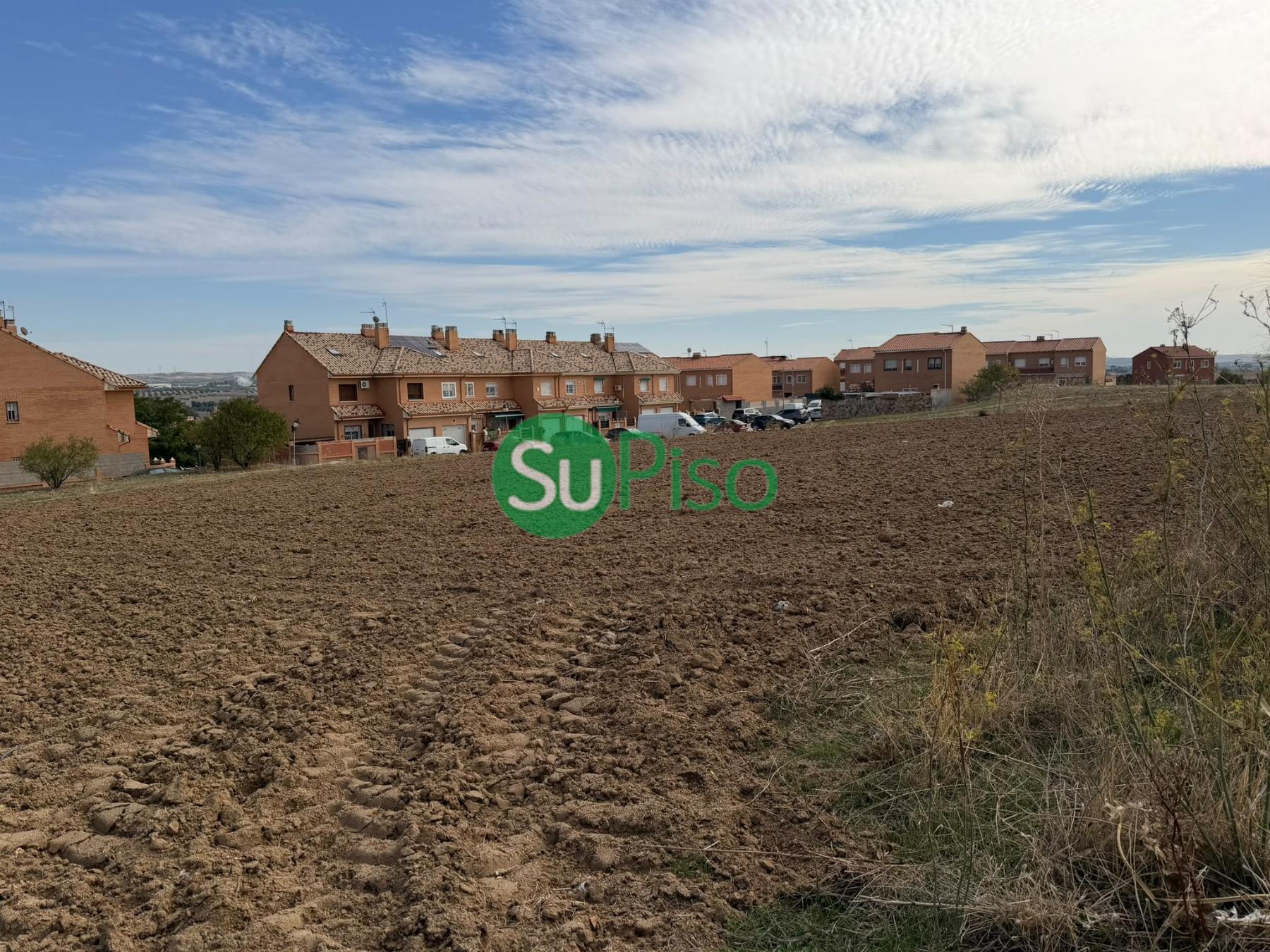 Venta de finca rústica en Yeles