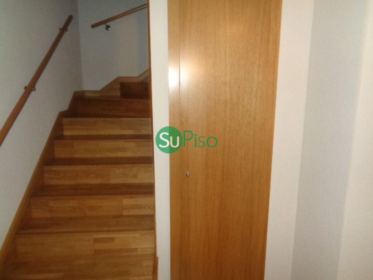 For sale of duplex in Esquivias