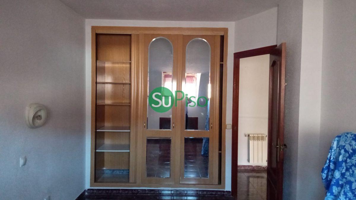 For sale of flat in Yeles